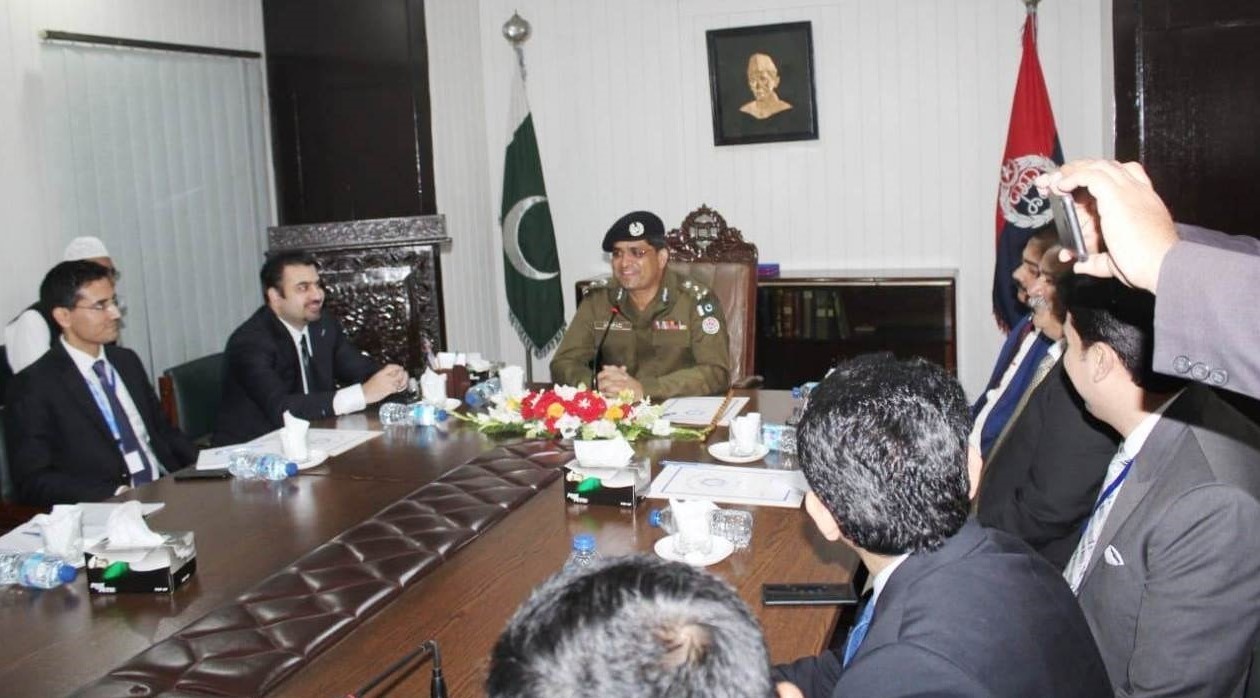 Lahore police-MCMC delegation