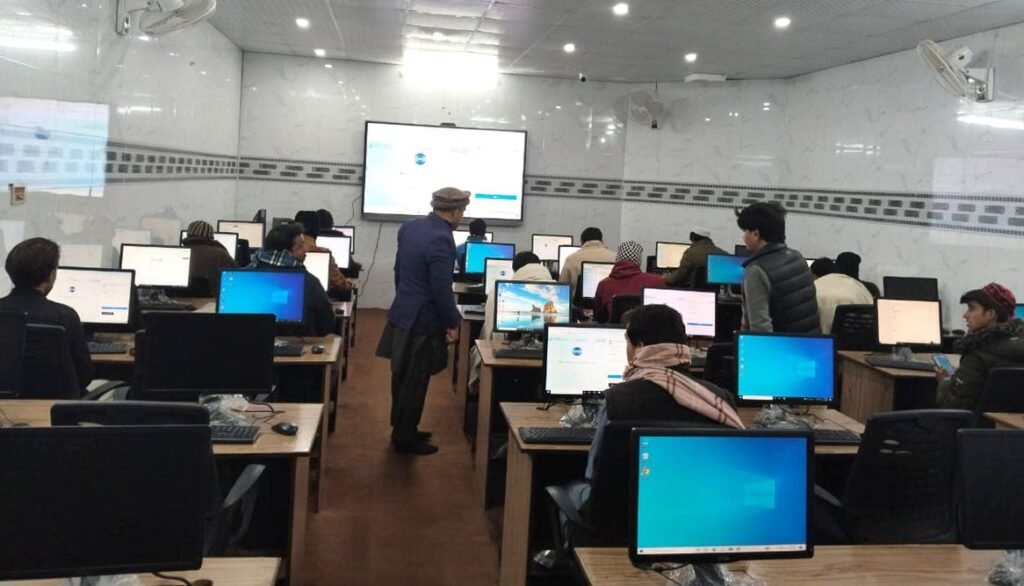 Meta to train 1,000 Pakistani SMEs in digital skills, AI