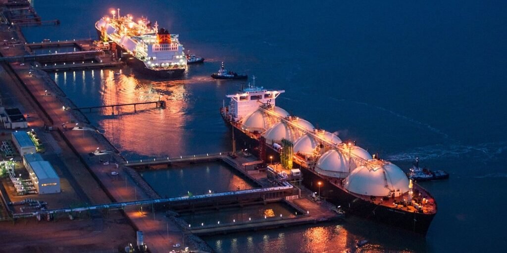 Asian, European LNG buyers to seek lower prices, supply guarantees from Qatar, UAE