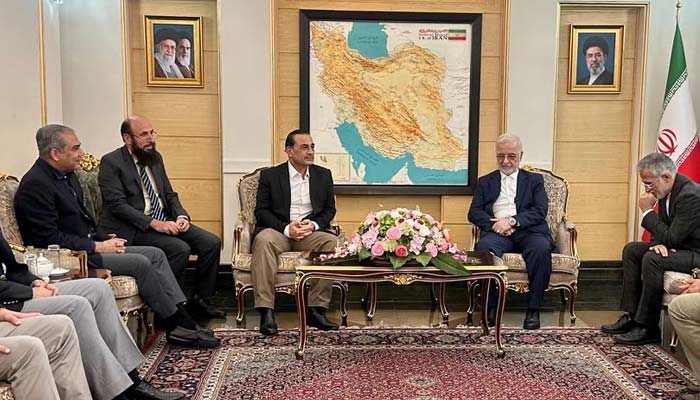 Field Marshal, Mohsin Naqvi reach Tehran as Iran-US tensions escalate Field Marshal Asim Munir Mohsin naqvi