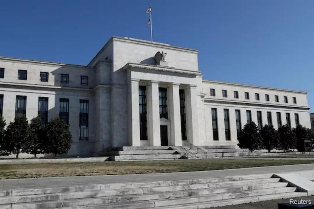 European central bankers fear financial turbulence in US.-Europe relations
