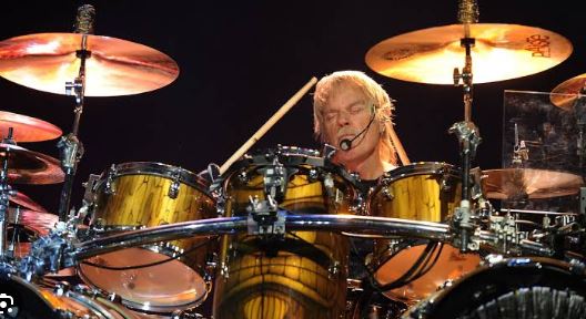 Renowned drummer Frank Beard passes away at 77 Frank Beard