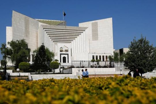 PTI files contempt petition over Imran Khan’s hospital transfer SC