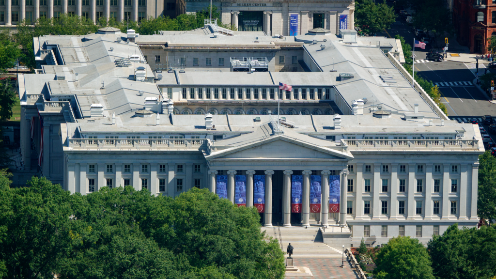 US national debt surpasses $40 trillion