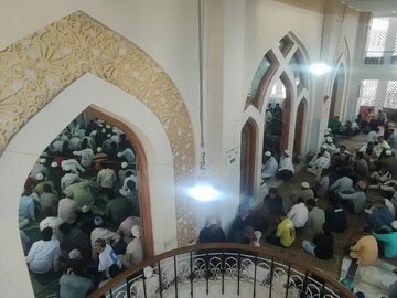 Muslims mount 24-hour protest against Ujjain mosque demolition