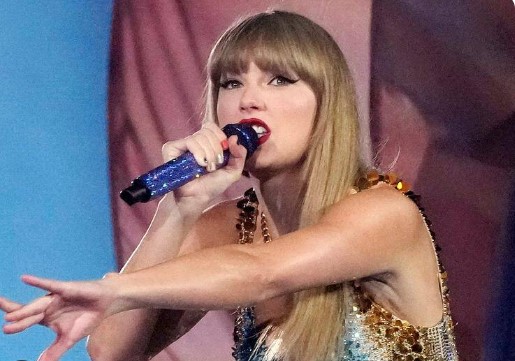 Taylor Swift releases ‘Encore’ to her hit ‘Showgirl’ album Taylor Swift