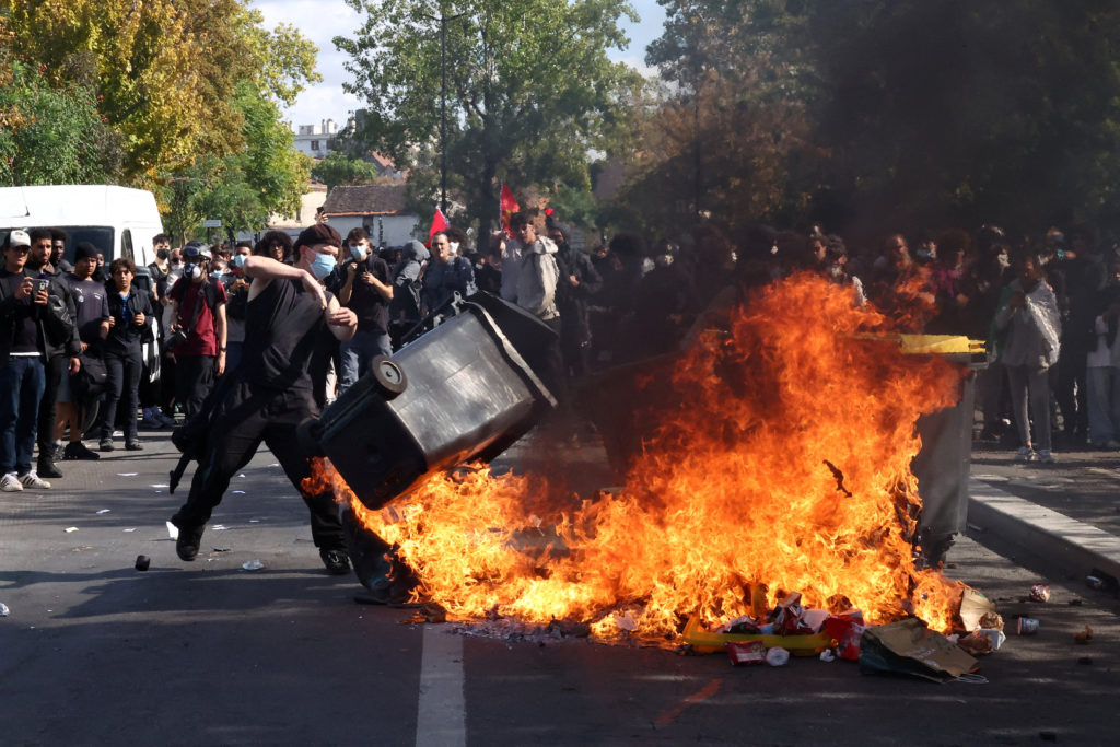 400 schools closed in France as student protests escalate
