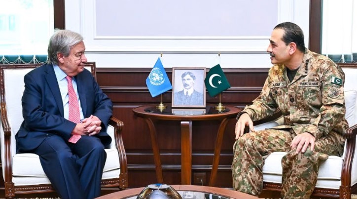 CDF Munir meets UN chief, reaffirms Pakistan’s commitment to global peace CDF-UN