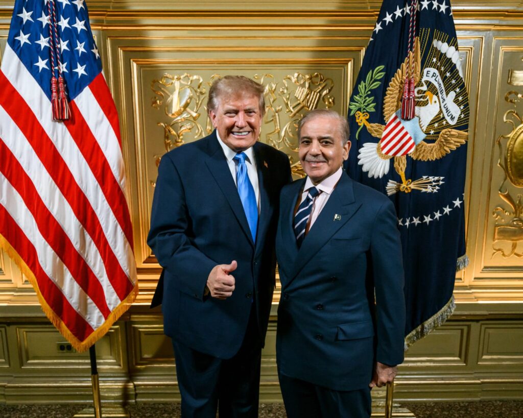 PM Shehbaz met Donald Trump on UNGA sidelines PM Shehbaz-Trump