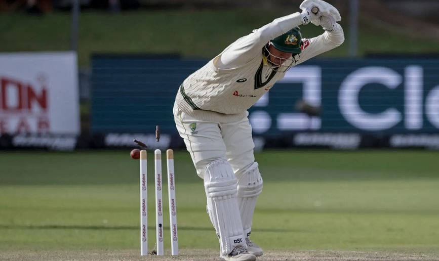 South Africa need six wickets after Australia follow on to level Test series SA-Australia